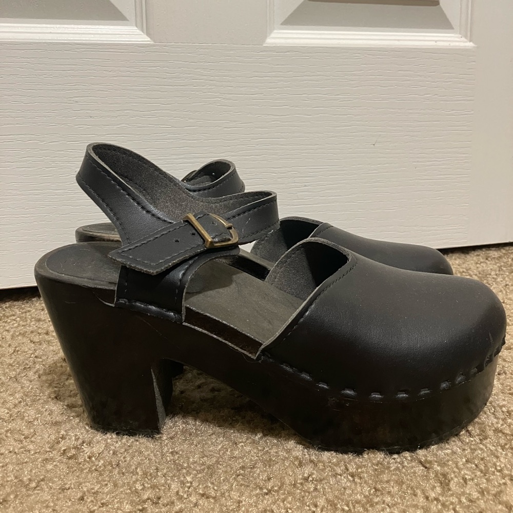 Nicora Vegan Leather Angela Clog Heel